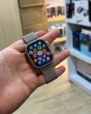 Apple Watch Ultra One - 1/3